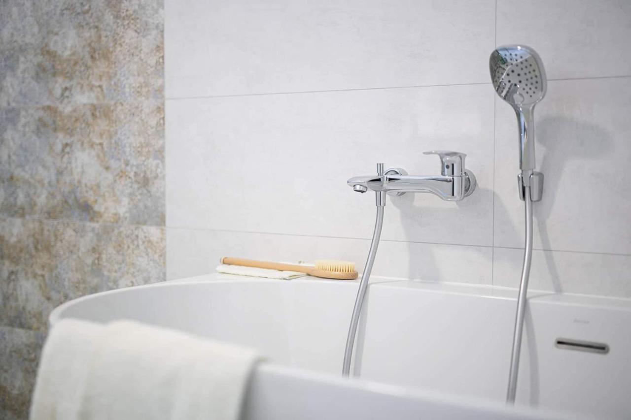 Bl - The Penthouse, 24Hr Self Check-In, 2 Bedrooms, Fireplace, Ac, Panoramic View From Main Balcony, 3-Minute Walk To City Center Banská Bystrica Extérieur photo